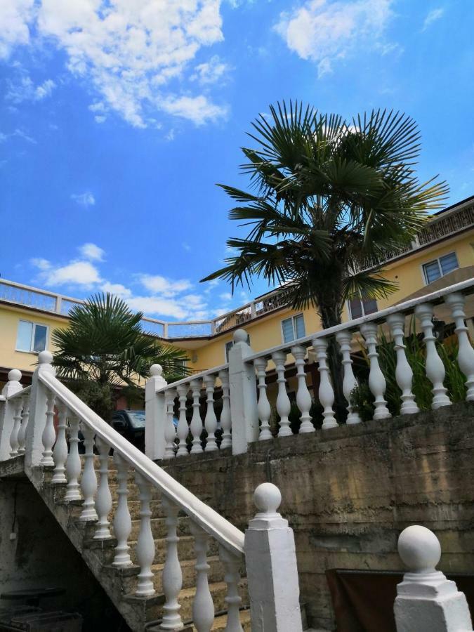 New Athos Guest House Amra المظهر الخارجي الصورة